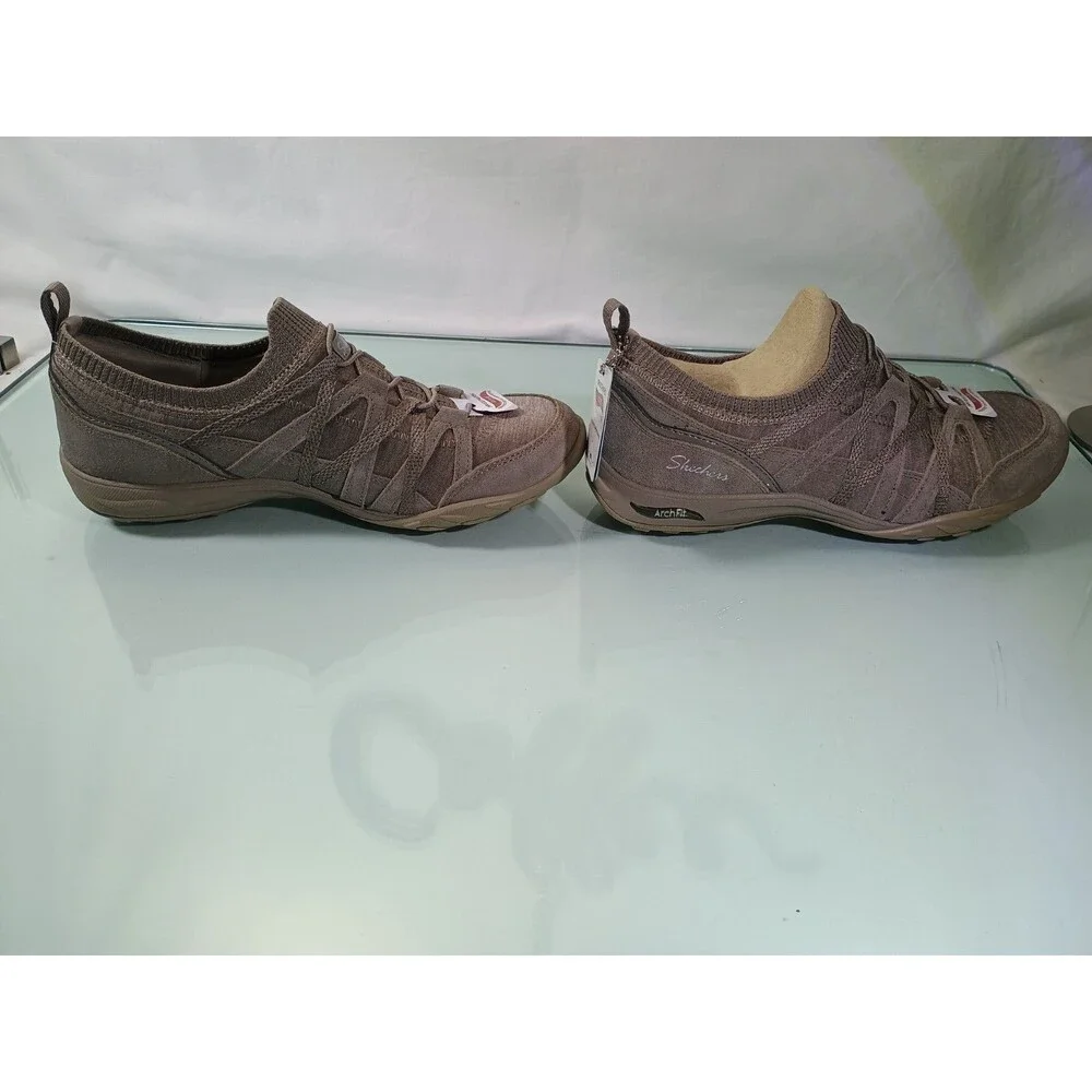 skechers Arch Fit Comfy Women SZ 7